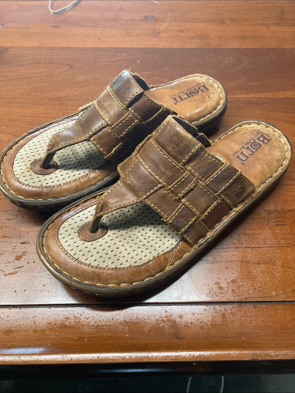 Born Handcrafted Footwear Women's Pair Thong Sandal Shoes Size 8/39 Mexico